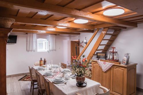 Authentic Country House with Large Garden in Celldömölk