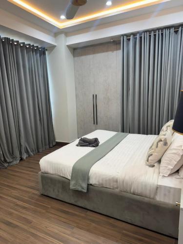 Designer Boutique Hotel Serviced Apartments Bahria Town Islamabad & Rawalpindi - LMY - image 11