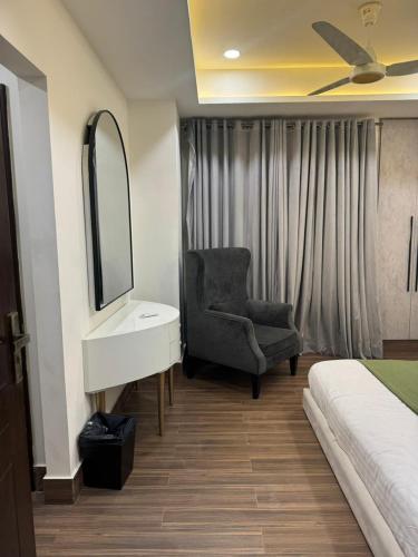 Designer Boutique Hotel Serviced Apartments Bahria Town Islamabad & Rawalpindi - LMY - image 9