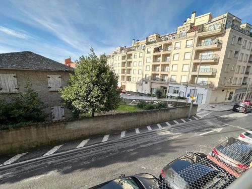 Edificio Hábitat en sanxenxo a 50 metros de Silgar con parking