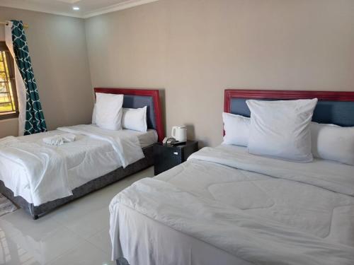 Affordable twin room Lower Zambezi in Siavonga
