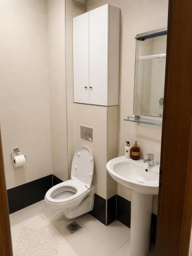 Kataleja One Bedroom Apartment - image 4