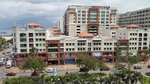 마리나 트래블러스 스위트 @ 마리나 코트 리조트 콘도 - 주변 명소
