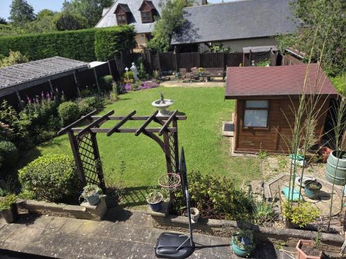 Have, The Garden Room in Meppershall