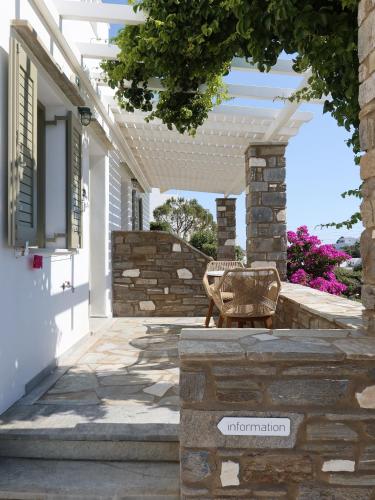 Elena Studios & Apartments in Paros