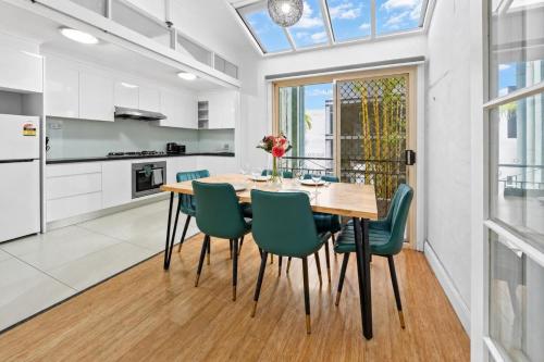 3-Bedroom House in Ultimo Good for 10 Guests - image 12