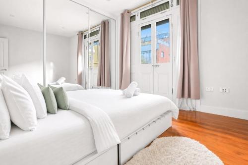 2-Bedroom House Woolloomooloo Good for 6 Guests - image 9