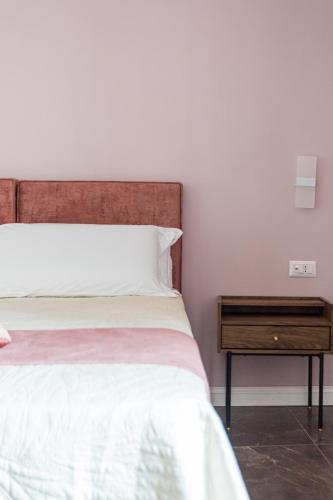 Amendola Rooms, Neapel