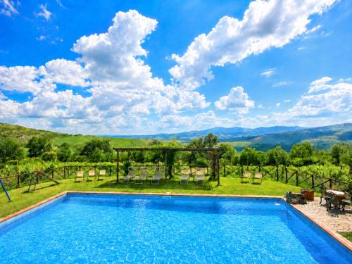 Podere San Giuseppe Casale toscano con piscina e spa in Val d Orcia in Радікофані