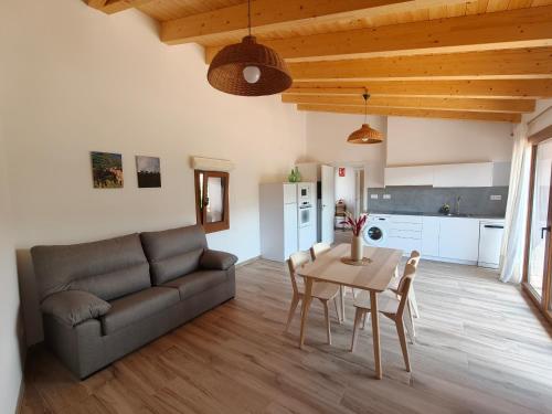 Apartamentos turismo rural Casa Ensalasa Castarné (Apartamentos turismo rural Casa Ensalasa Castarne) in 博蘭薩