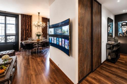 LUXUEUX APPARTEMENT AU COEUR DE GENEVE ,a deux pas du LAC, Geneva (photo 9)