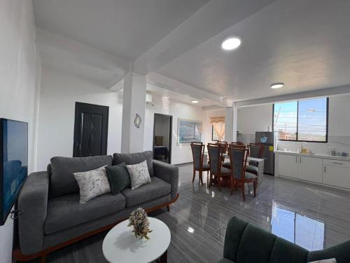 Modern apartment in Costa Azul AC Wi Fi