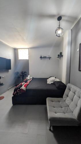 King's Apartments 402