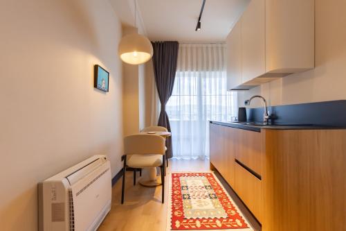 kuhinja, PRI ApartHotel in Priština