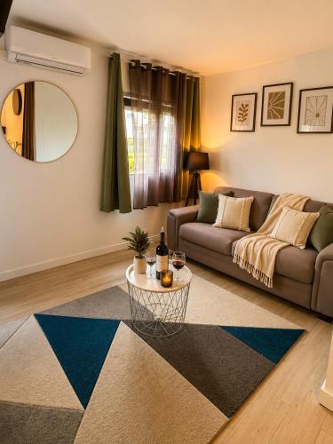 studio cosy avec terrasse à 80m de la plage