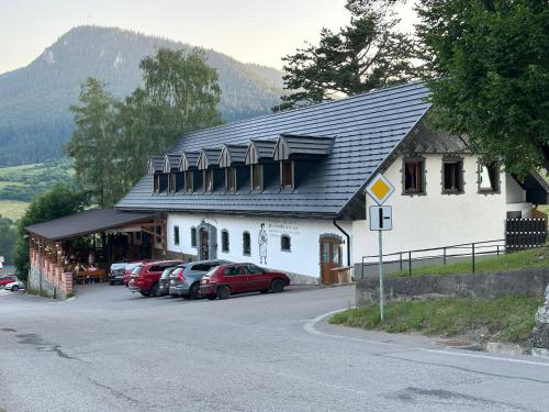 Exterior view of Penzion Janosikova Krcma