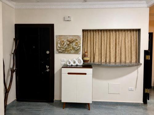 New 2BR Apartment Spacious Living Area شقة جديدة اكتوبر تجهيز مكيفه بالكامل 2026 غرفتين نوم وريسبشن قطعتين للعائلات فقط او اثنين من نفس الجنسين - image 14