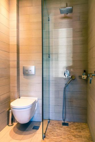 Green Sea Apartments - image 13