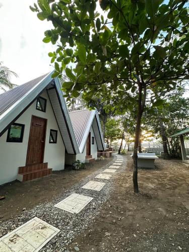 CMZ Cottage Resort in Mamburao