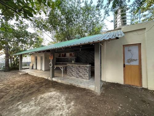 CMZ Cottage Resort in Mamburao