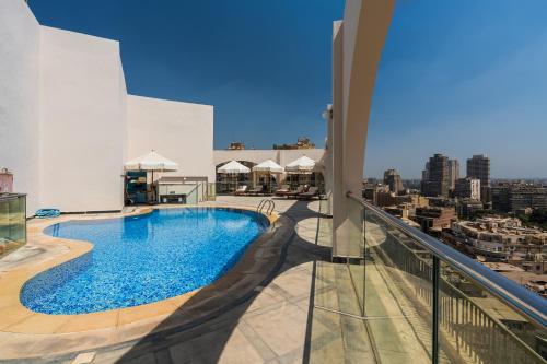 Swimming pool, Om Kolthoom Hotel in Cairo