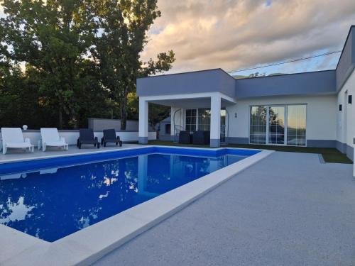 Villa Martar