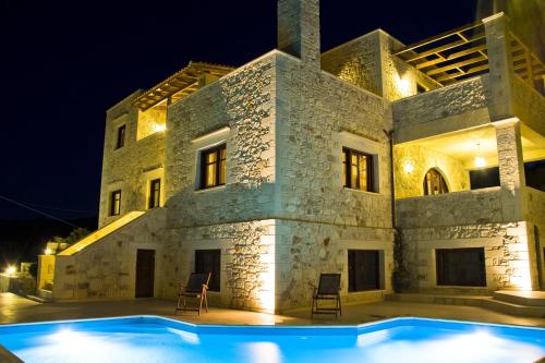 2 bedrooms, 4 beds