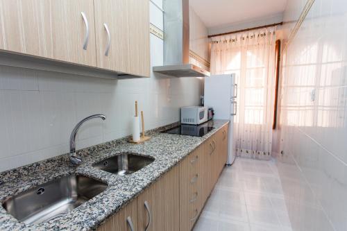 kuhinja, Extrenatura Alojamiento Apartments in Villafranca De Los Barros