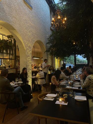 مطعم, The Convent Boutique Hotel in ويست سوبورب
