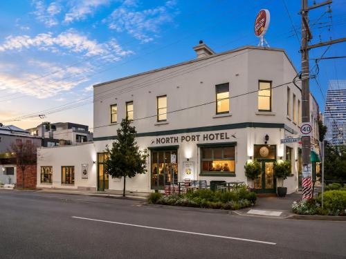 Heritage-Style Boutique Hotel, Port Melbourne 1