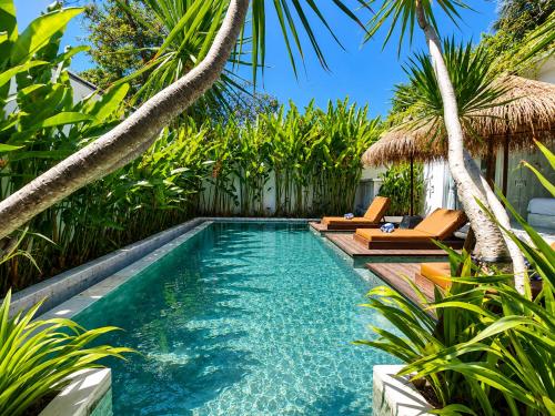 Villa Mei 2BR Pool, 200m from Seseh Beach, Bali