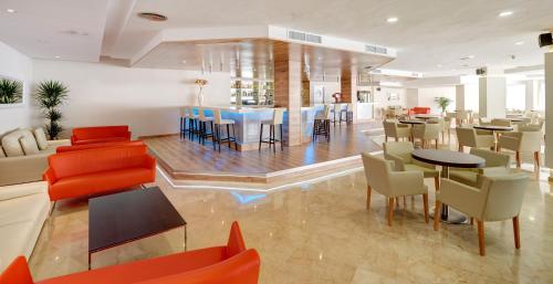 Pub/Lounge, Grupotel Port D´Alcudia in Alcudia