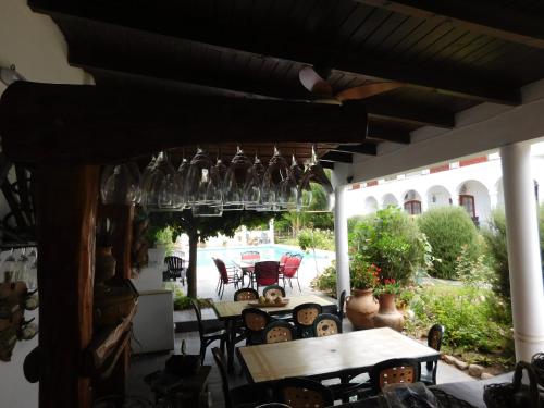 บริการและสิ่งอำนวยความสะดวก, Hotel Portal del Santo in กาฟายาเค โตลอมบอง