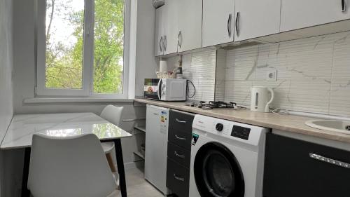 virtuve, New 2 ROOM ultra centr in Balti