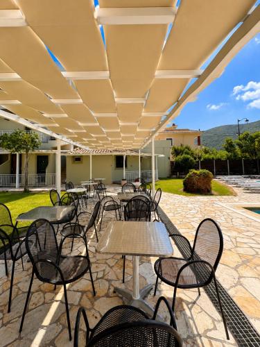 Restaurant, Kalias Hotel in Lefkada