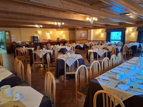 Hotel Cielo Blu in Vermiljo