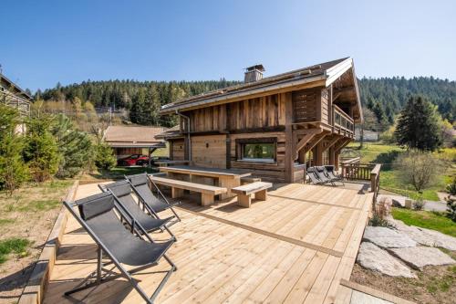 La Vallée Cerena Chalet d'exception avec piscine intérieure et sauna