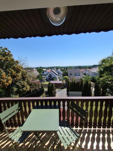 Orszag Apartmanhaz in ซาลาคารอส