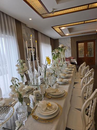 Restorāns, Ruma Qala Hotel in Šeki