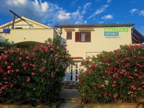 Paklenica Sport Apartments - Location saisonnière - Starigrad-Paklenica