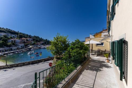 Apartment Mare - Beachfront - Rabac