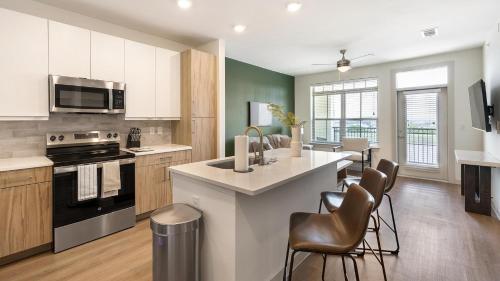 Létesítmények, Landing Beautiful 1BD Gym Clubhouse in Celina (TX)