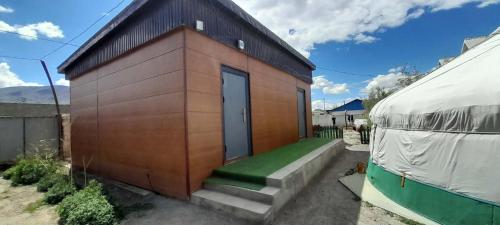 BTMongolia Guest house Tour Operator in Ölgij