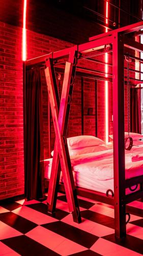 Nikisz Red BDSM - Katowice