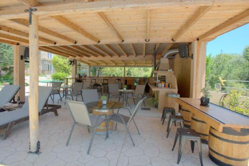 Ilias Apartments 2