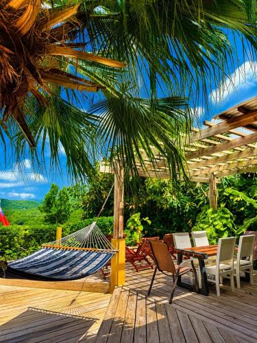 Yüzme havuzu, 3 Bedroom Villa with Pool and Ocean Views in Lauderdale-by-the-Sea
