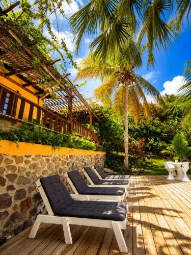Yüzme havuzu, 3 Bedroom Villa with Pool and Ocean Views in Lauderdale-by-the-Sea