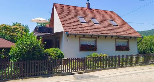 Marika apartman, Balatongyörök