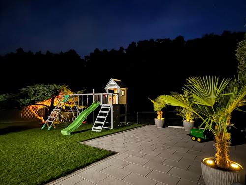 遊戲區, Familienfreundliche Ferienwohnung mit Garten & Spielplatz nahe Nürnberg Playmobil FunPark (Familienfreundliche Ferienwohnung mit Garten & Spielplatz nahe Nurnberg Playmobil FunPark) in 法伊茨布龍