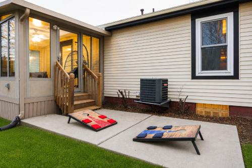 Spacious Family Home - 15 Min To Downtown Columbus in Lincoln Village